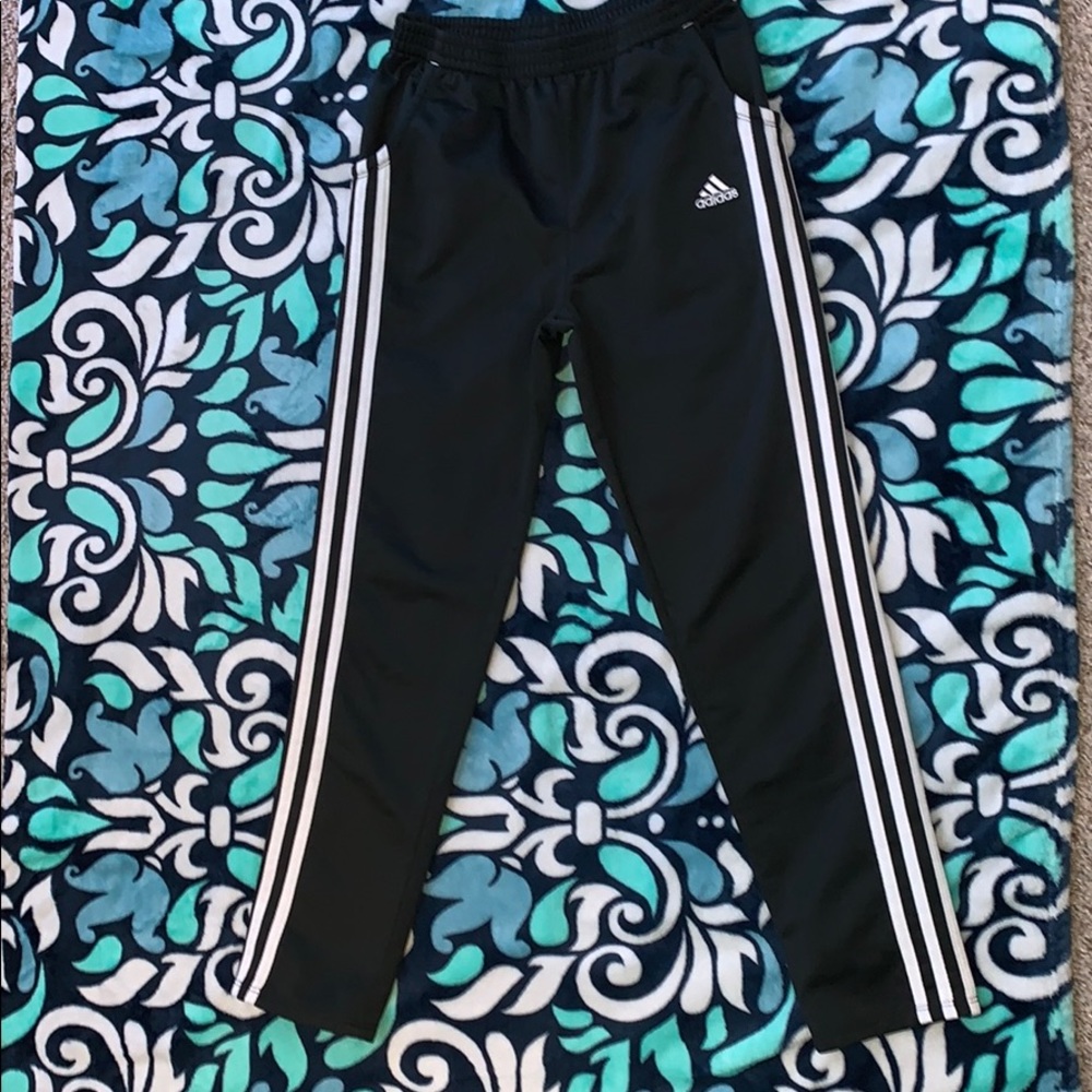 Adidas sweats